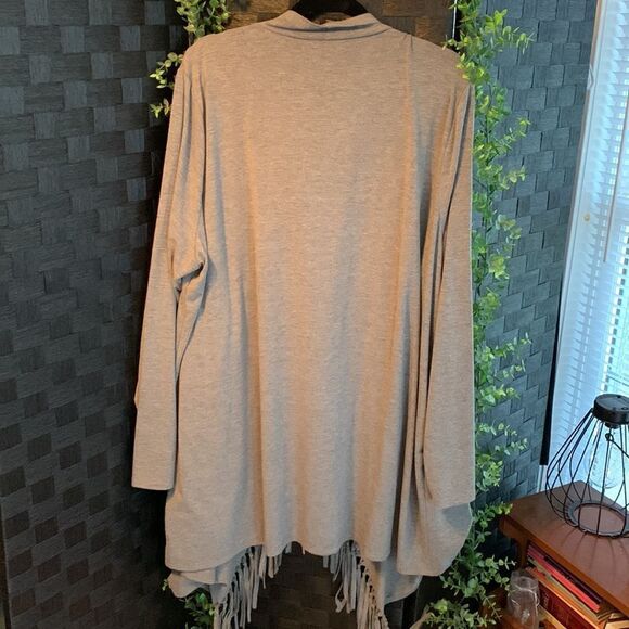 Serena Williams Size 3X Signature Statement fringed sweater wrap gray - Picture 2 of 11
